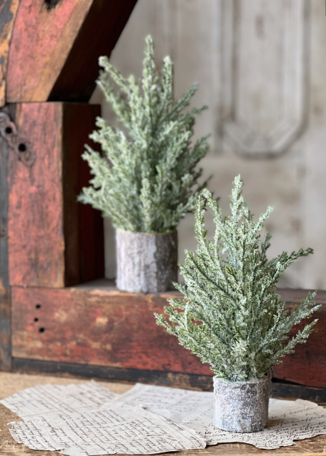 Polar Peak Pine Tree | 8.5"