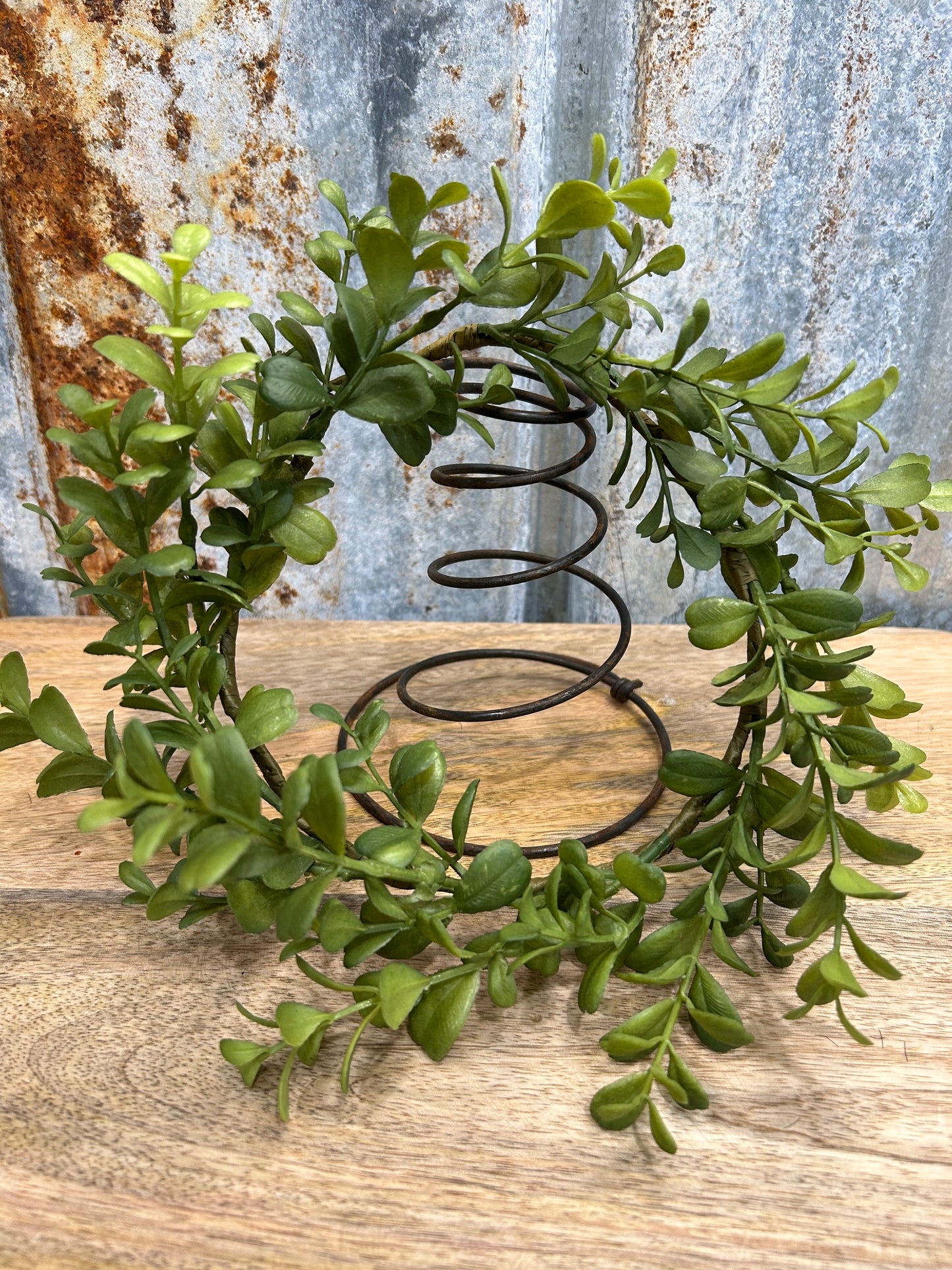 Light Green Boxwood Candle Ring